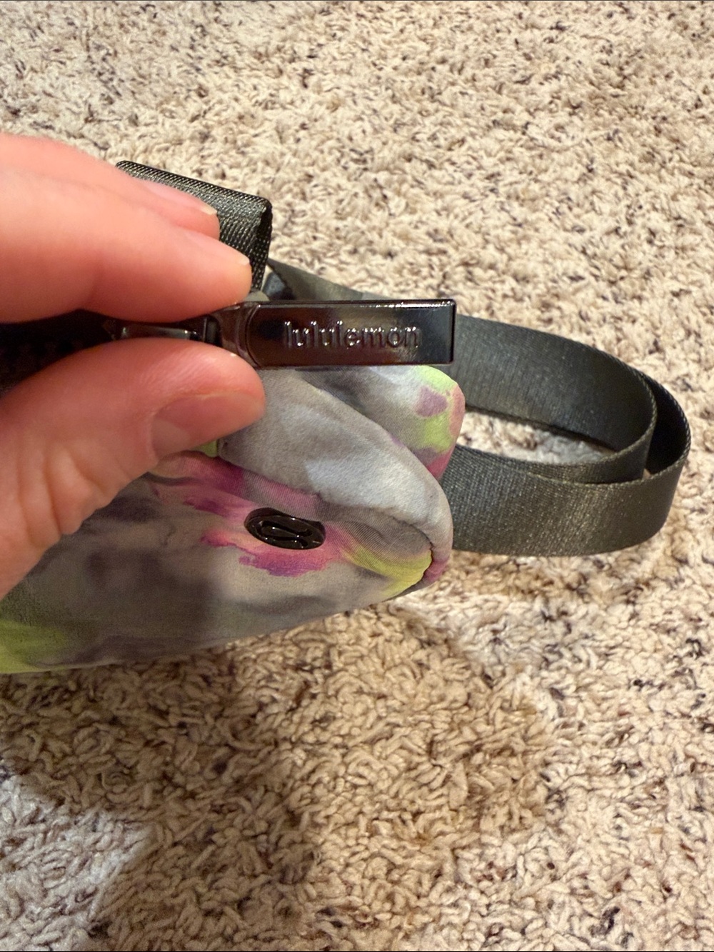 lululemon athletica Tie-Dye Belt Bag — Green, Pink & Gray - Picture 8 of 10